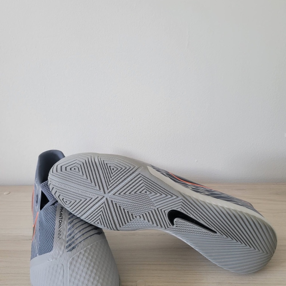 Nike Jr Phantom Venom Academy IC Indoor Court Soccer Shoes Wolf Grey/Armory Blue